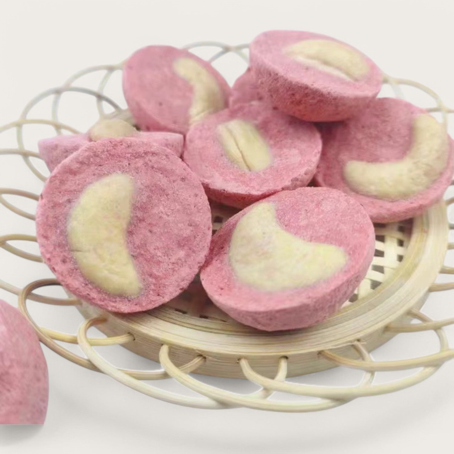 Gefriergetrockneter Obst-Nuss-Snack: Erdbeere & Mango mit Cashew – Knusprig, Natürlich, Köstlich! - Kemberly® GmbH