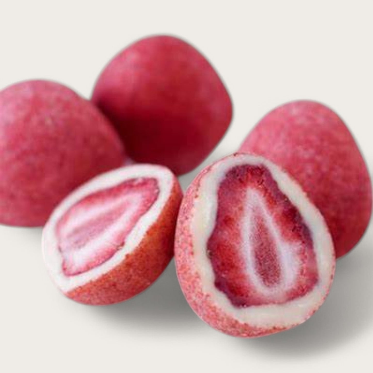 Gefriergetrocknete Erdbeeren mit weißer,- Zartbitterschokolade und Matcha - Kemberly® GmbH