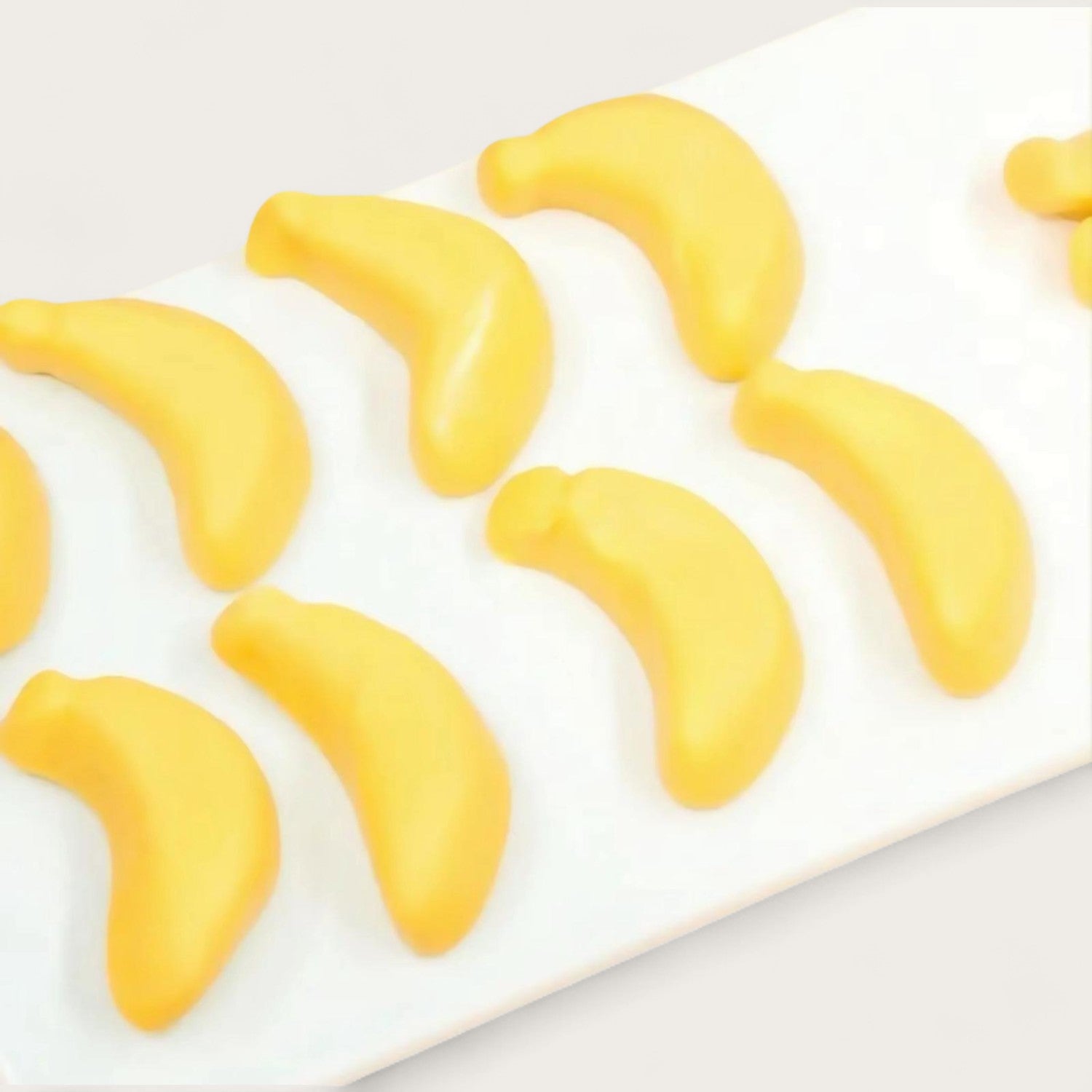 AMOS Peelerz Gummy Banana – Schälbarer Fruchtgummi (120 g) - Kemberly® GmbH