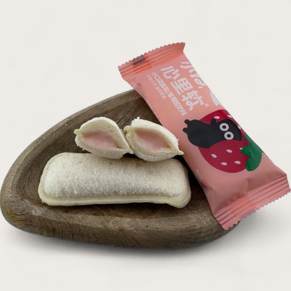Mini-Erdbeerkuchen (1 Stück, 20 g) – Weicher Kuchen mit fruchtiger Erdbeer-Milch-Füllung