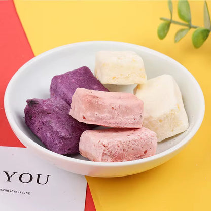 Große fruchtige Joghurt-Würfel – Mehr Genuss, mehr Knusper! - Kemberly® GmbH